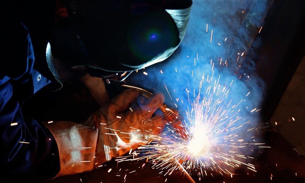 Signs You Need To Hire a Professional Metal Fabricator