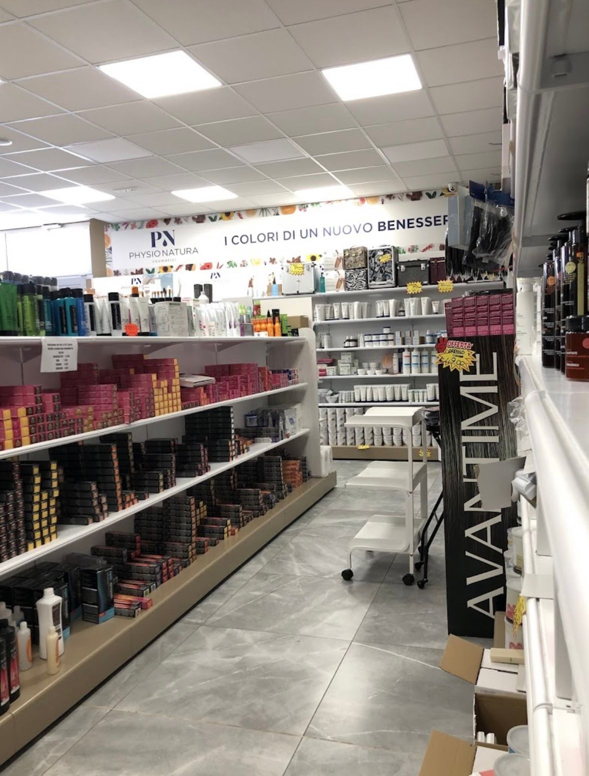 forniture per estetiste e parrucchieri