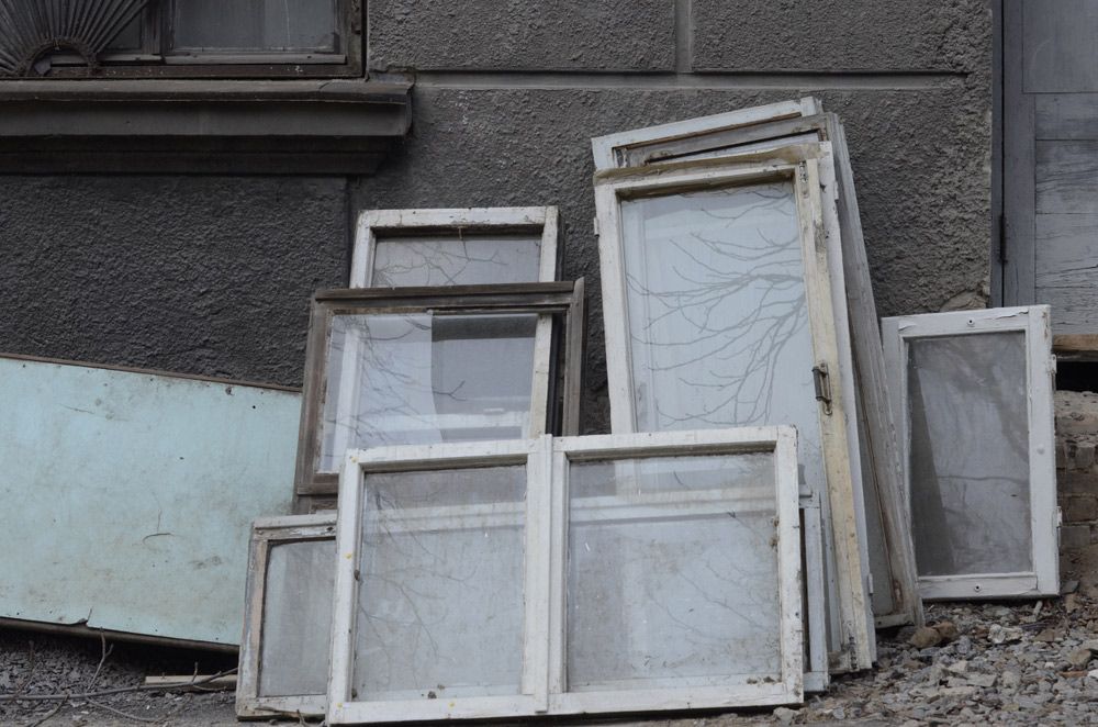 Broken Glass Windows — Efficient Waste Disposal in Gracemere, QLD