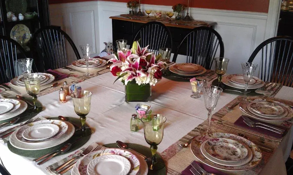 Relaxing floral dining area