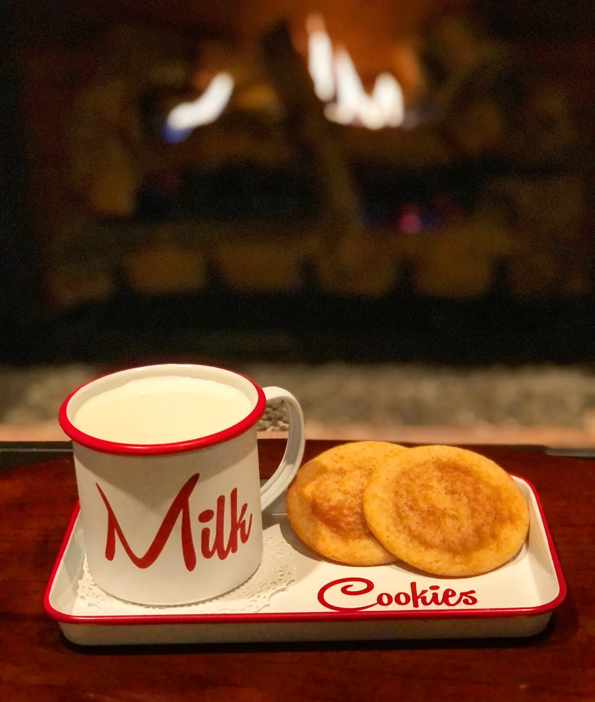 Tray with milk and cookies