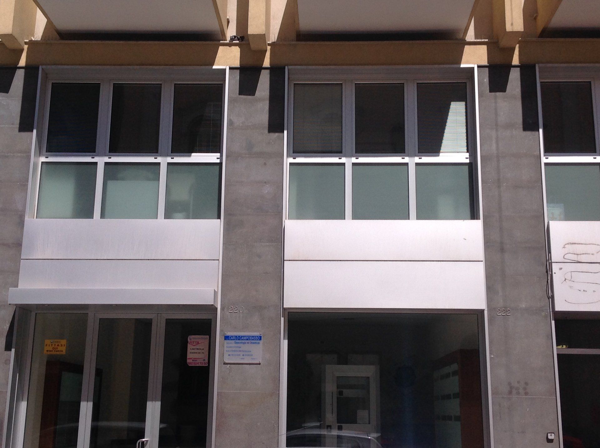 Esterno di un ambulatorio ginecologico