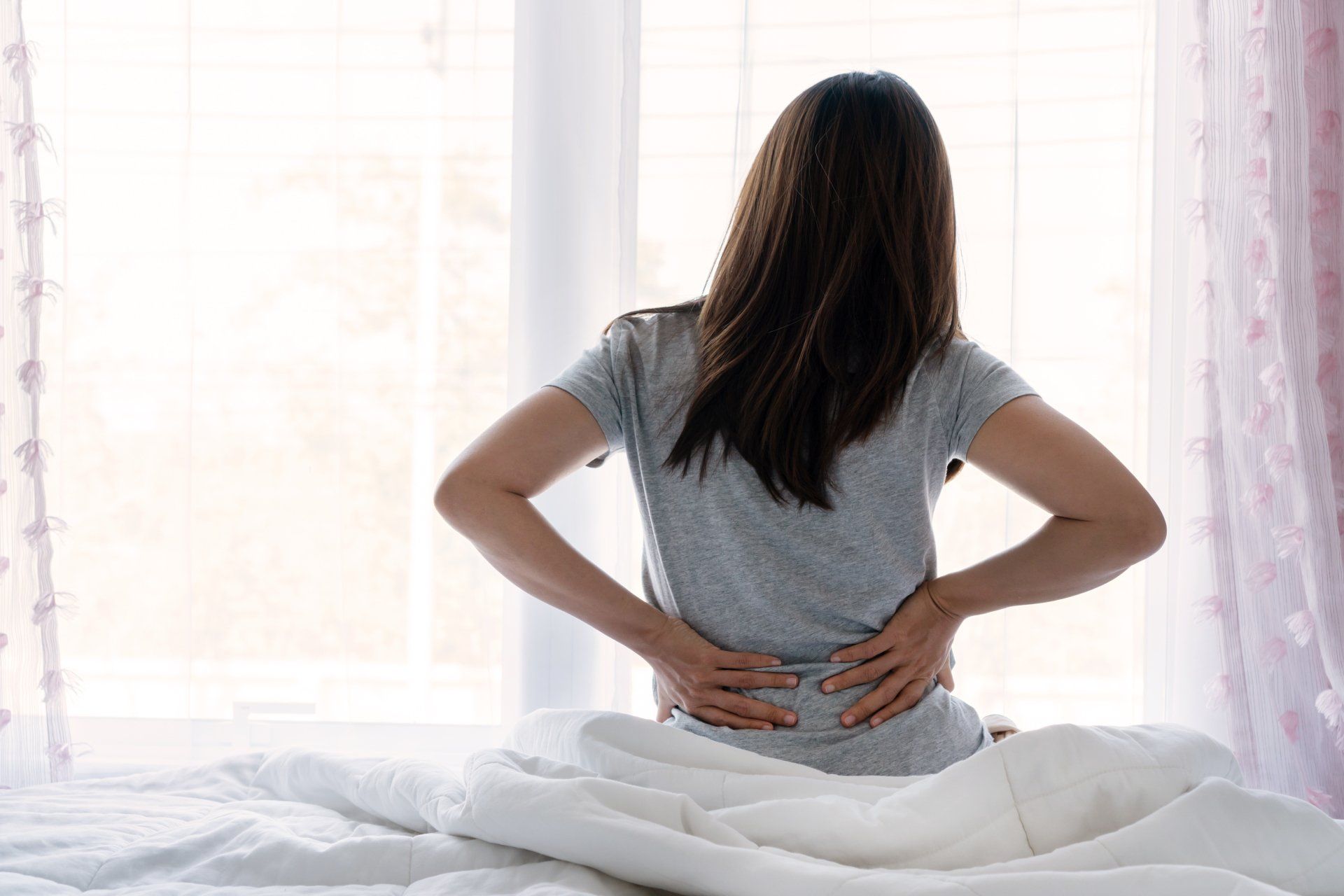 This Trick Can Help You Relieve Lower Back Pain While Sleeping - CNET