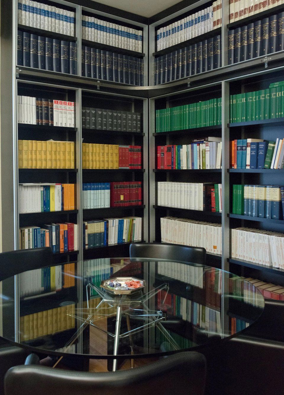 libreria dello studio