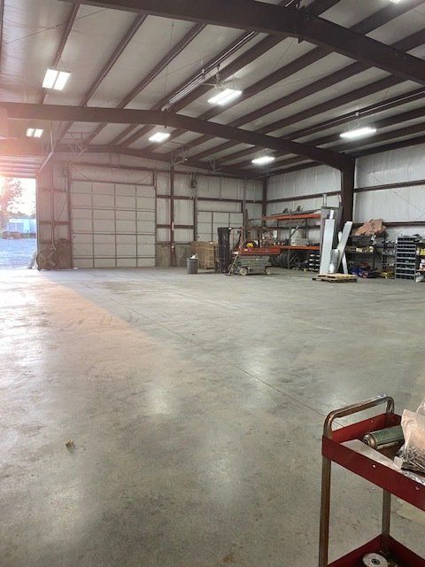 The Trailer Doctors Inside Shop — Middletown, OH — The Trailer Doctors