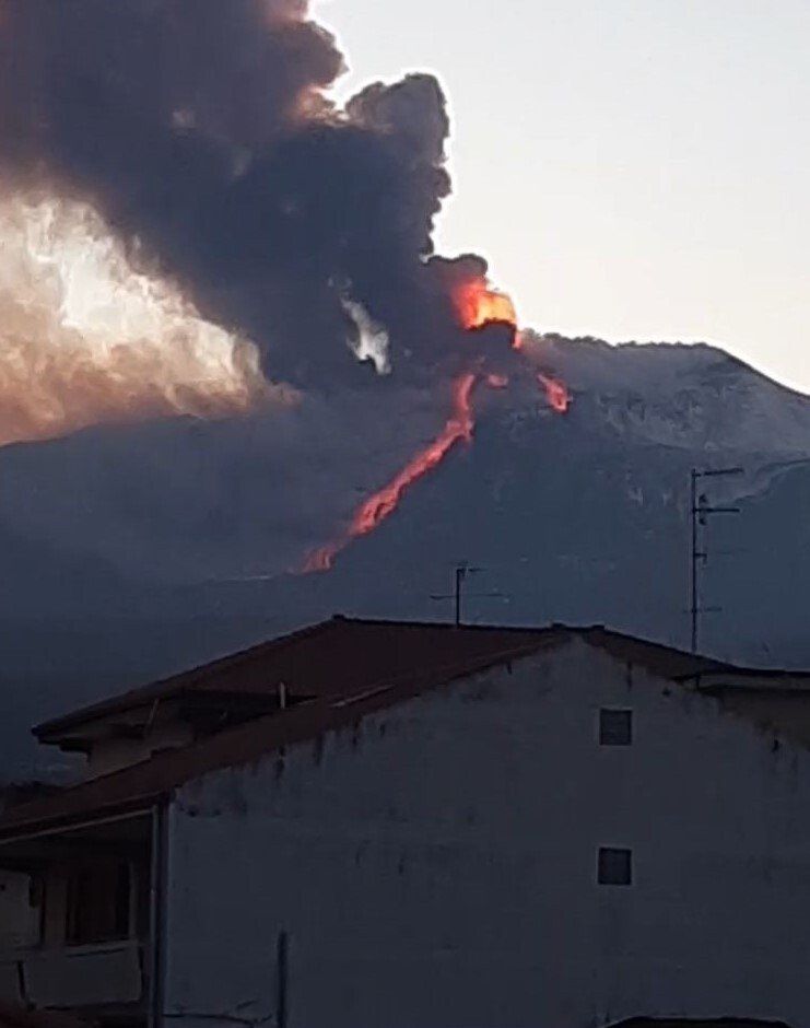 Etna eruzione