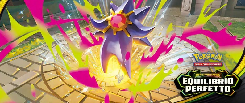 Pokémon viola in piedi su un pavimento di pietra con esplosioni di energia gialle e rosa, logo del GCC Pokémon a destra