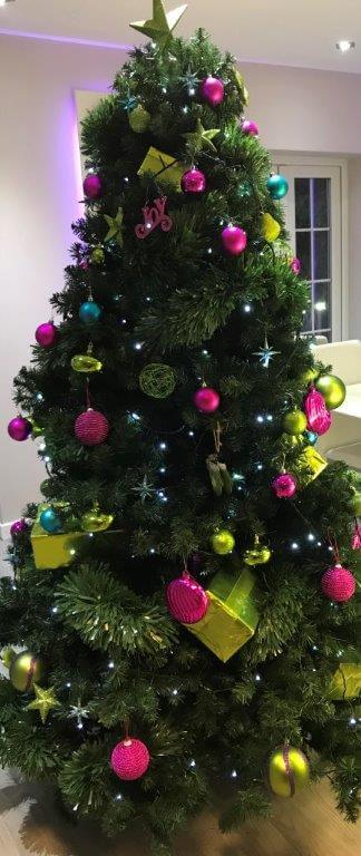 private flower arrangements Christmas tree