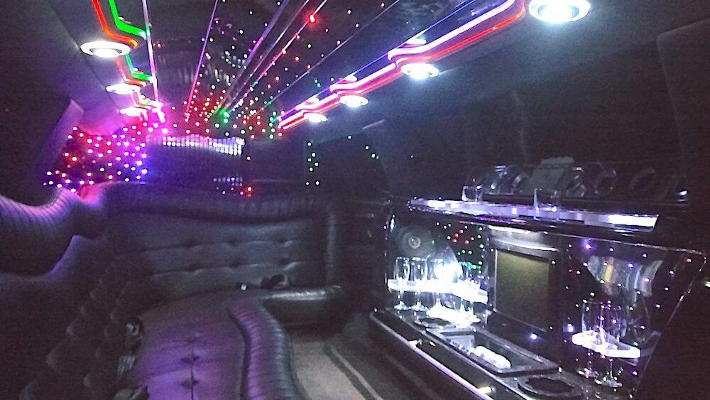 Lincoln Town Car limo rental