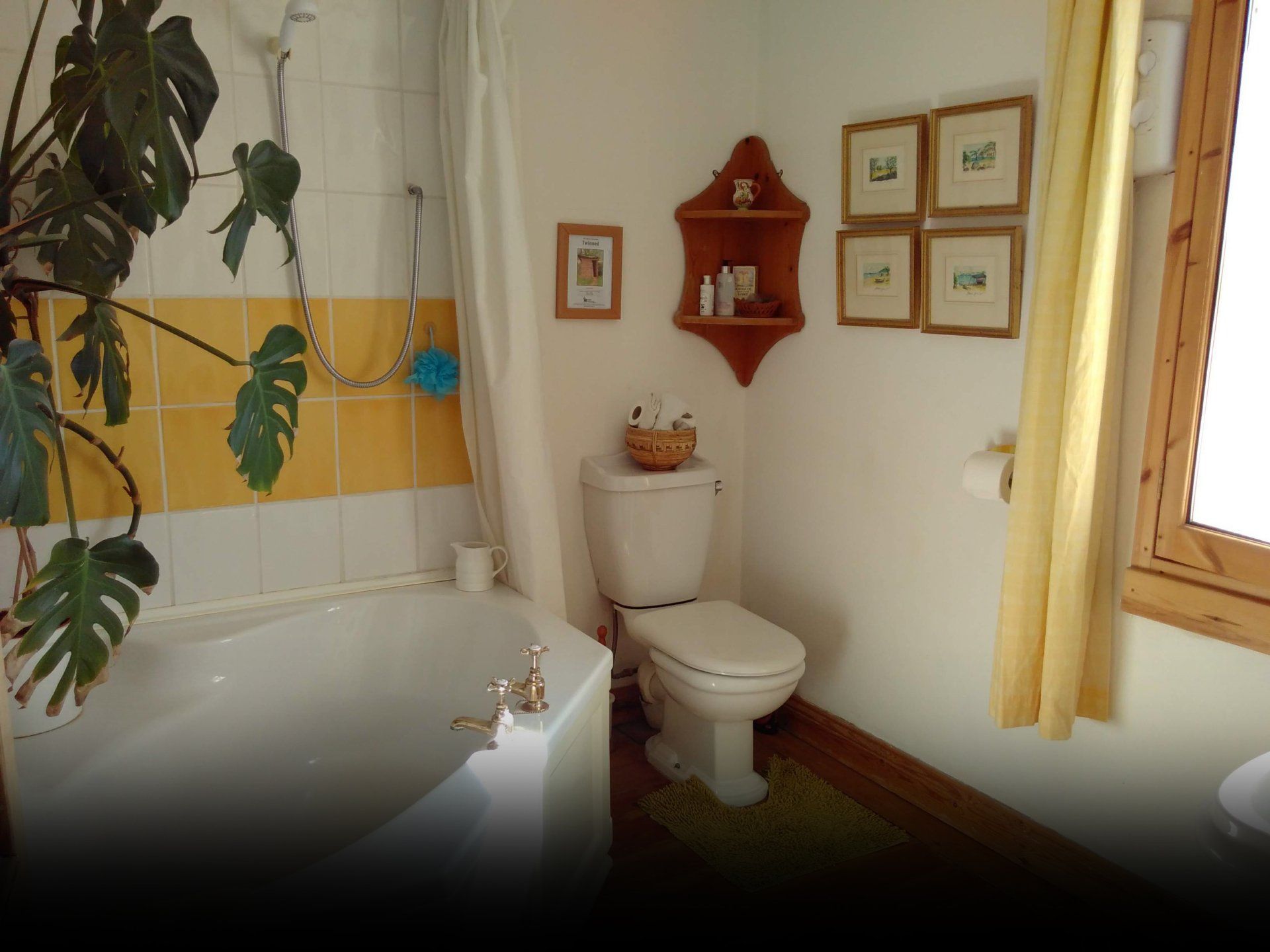 Fairfax Corner bathrooms