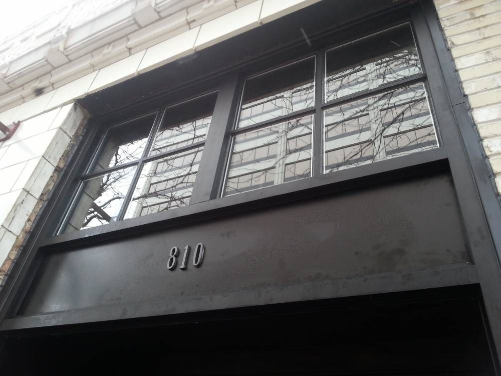 A building with the number 810 on it