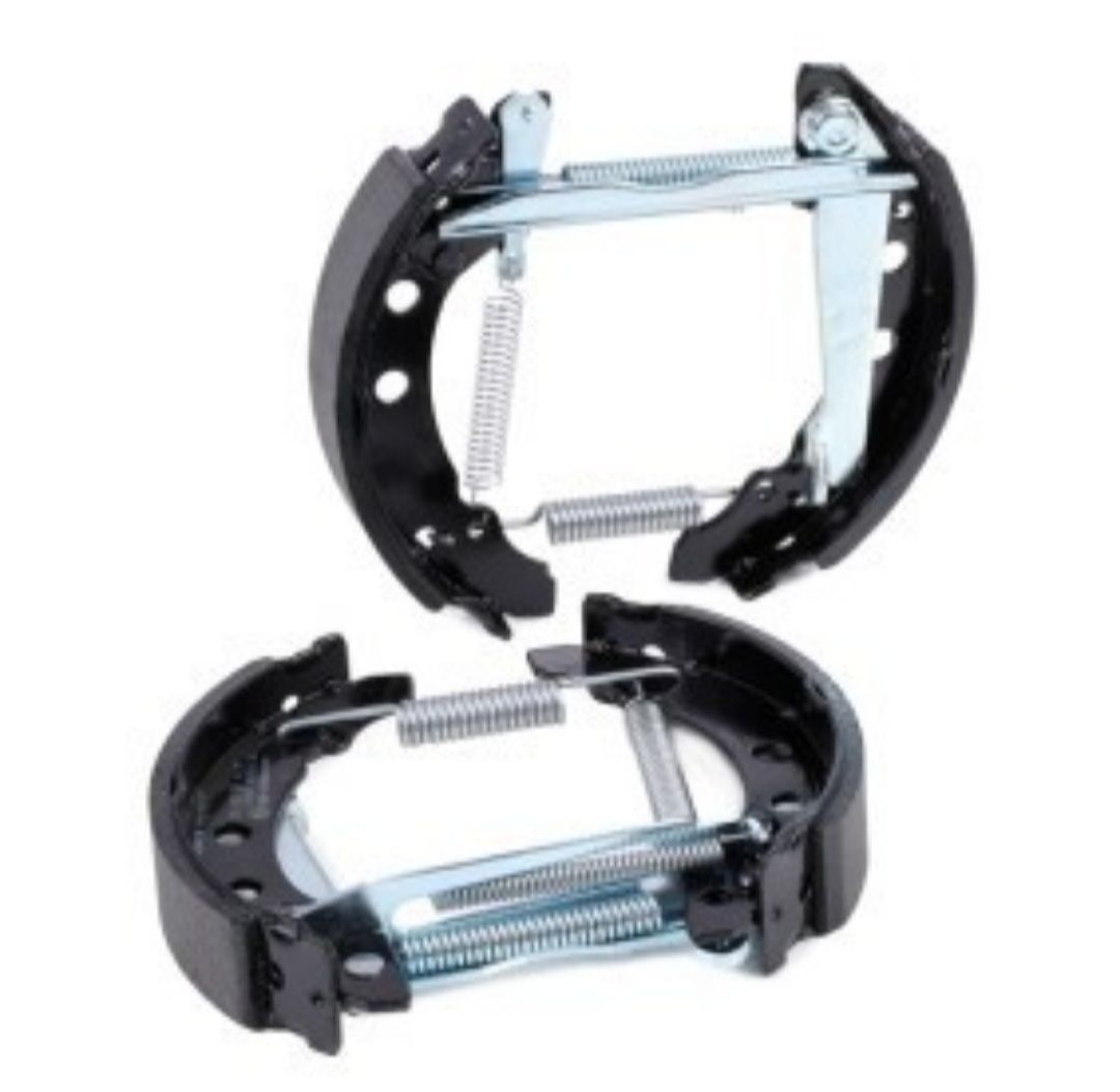 Abgebildet ist ein Bosch Kit Super Pro mit einem Paar Bremsbacken