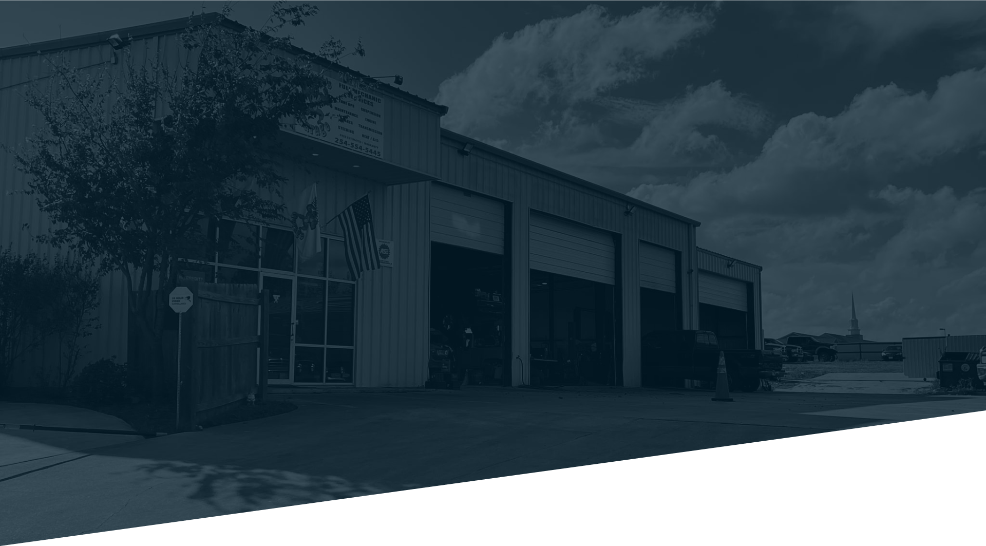 Hero Background Image | Chuck's Garage