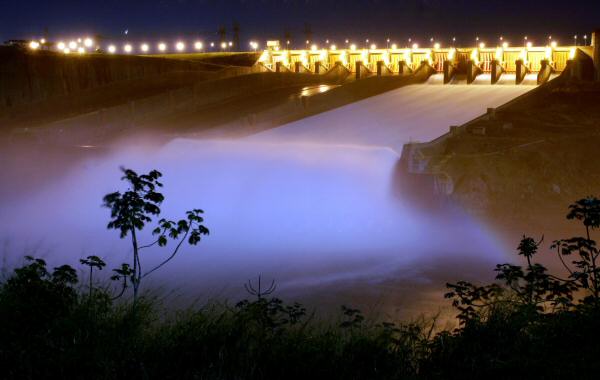 Iluminação da Hidrelétrica de Itaipu