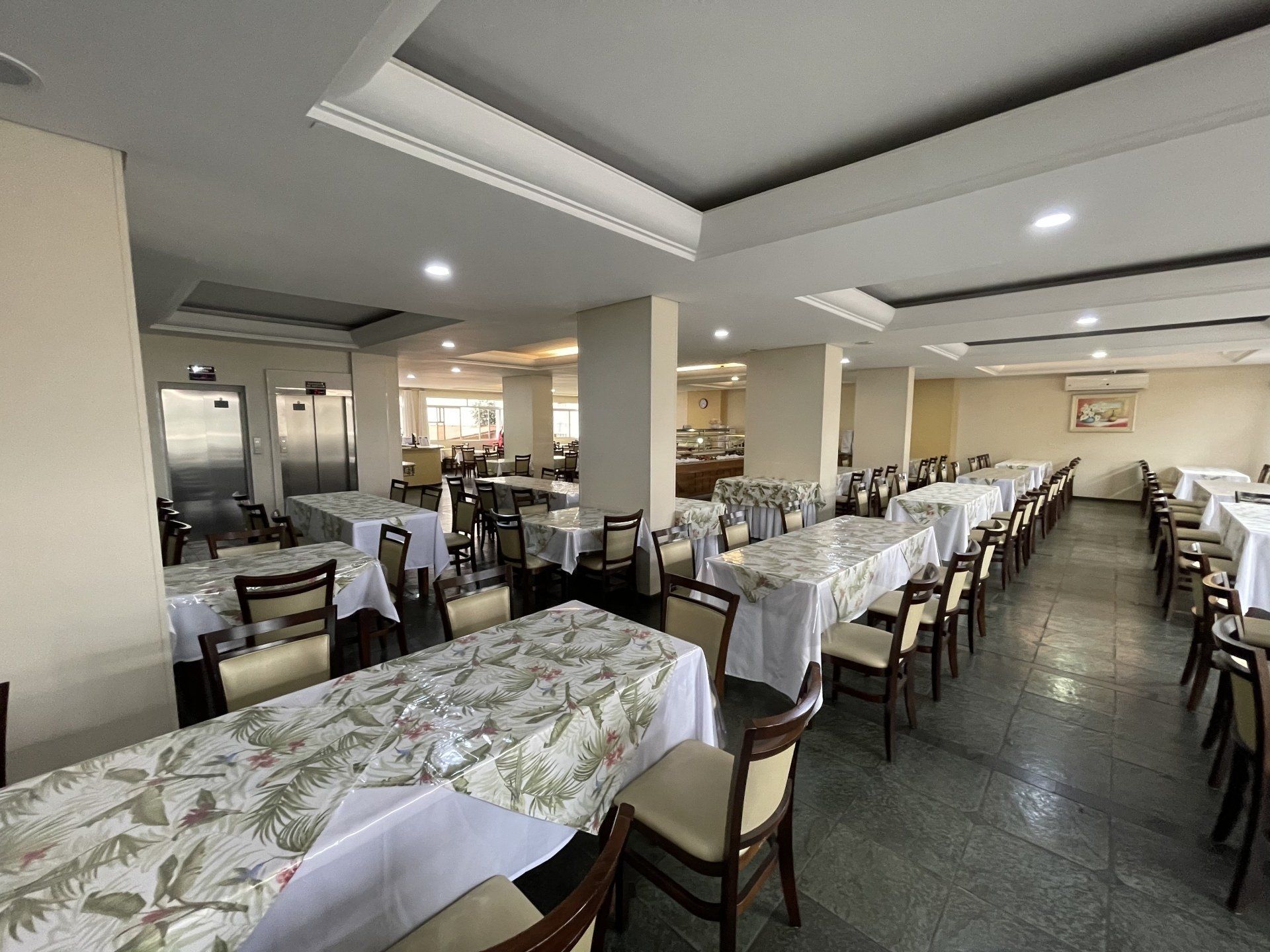 Bar & Restaurantes