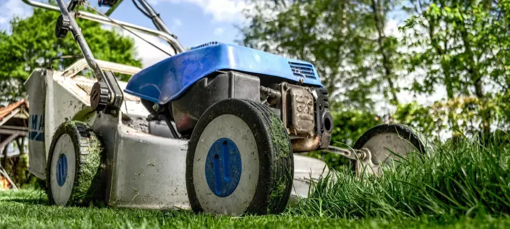 underside photo of lawn mower
