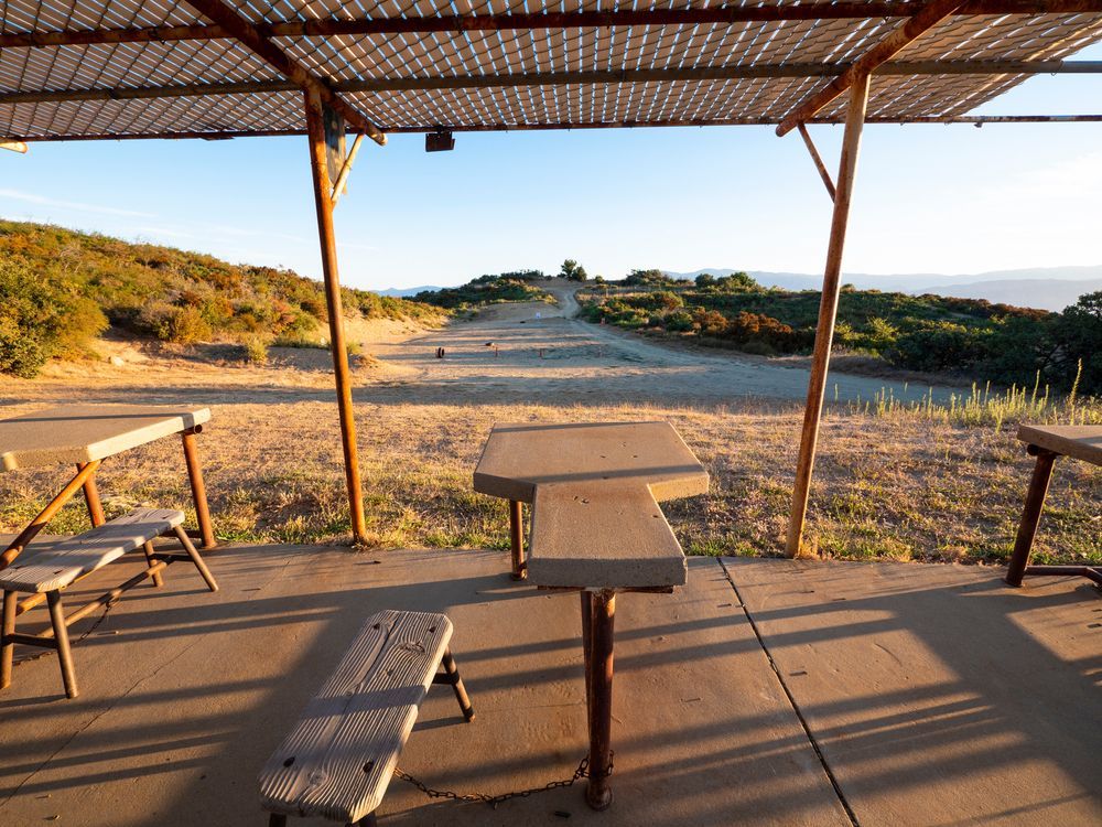 Clean horse stall with fresh bedding at Rio Seco Boarding