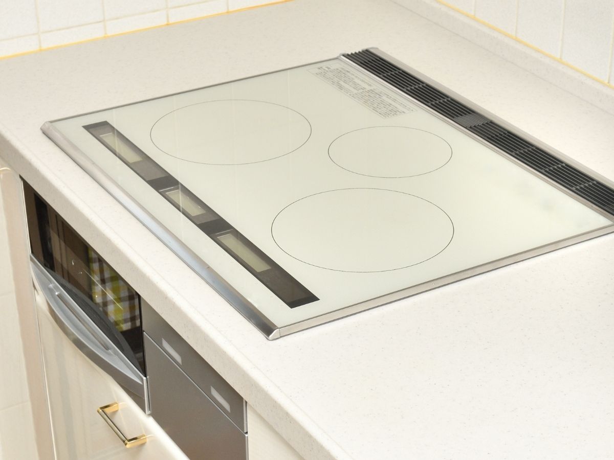 Electrician Troubleshooting Induction Cooktop Performance Issues Sunshine Coast