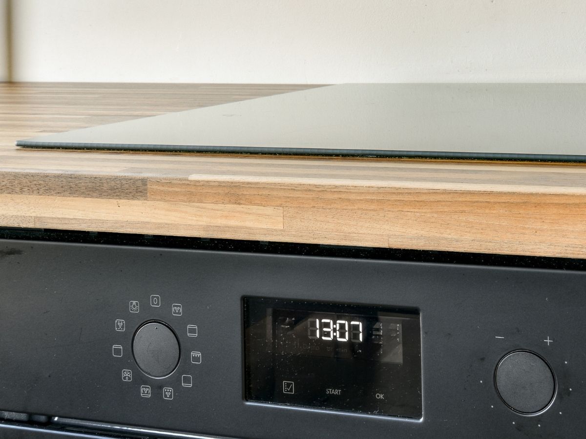 Expert Cooktop Installation Sunshine Coast Completed By Qualified Technician