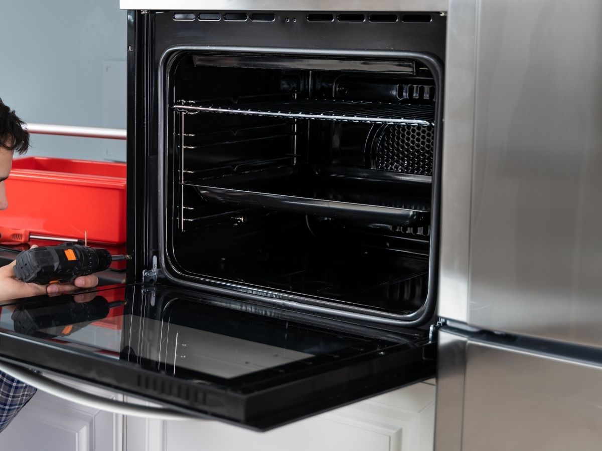 Professional Oven Installation Sunshine Coast In Modern Family Kitchen