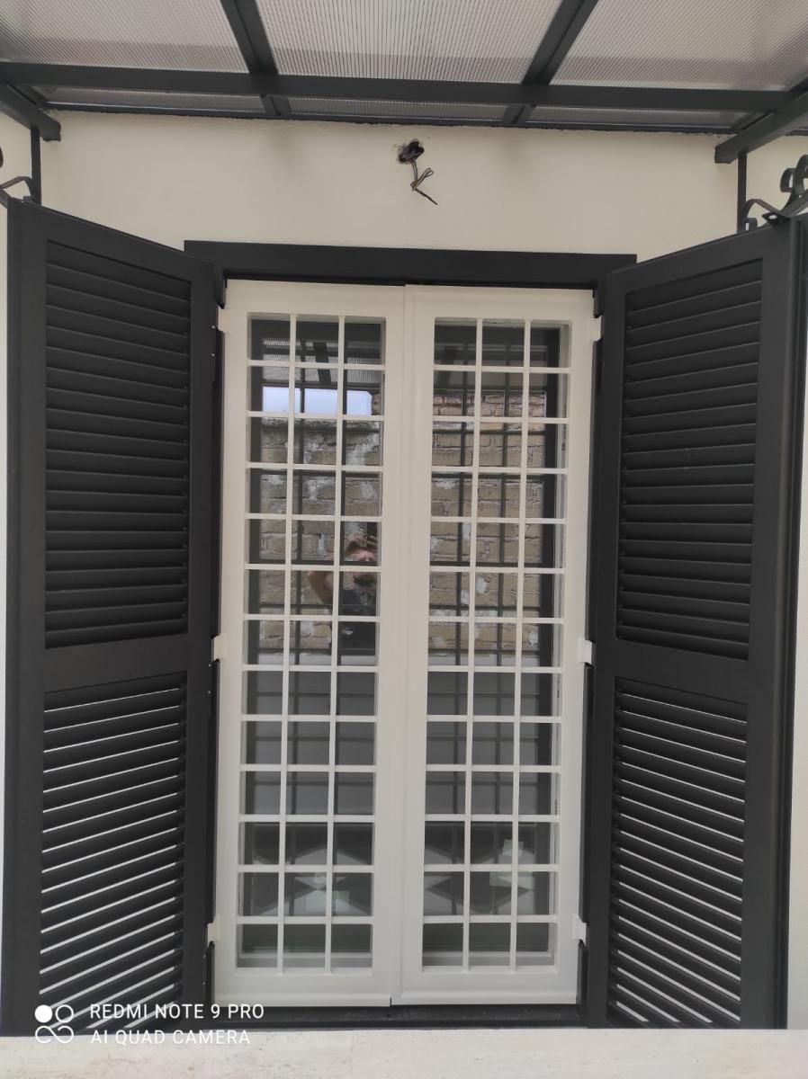 grata di sicurezza finestra