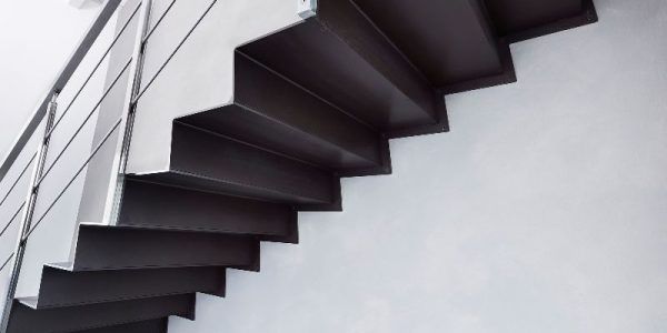 scala in lamiera pressopiegata