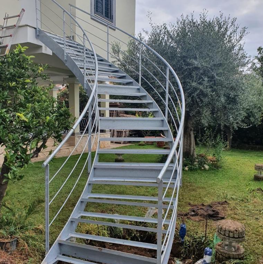 scala esterna in ferro