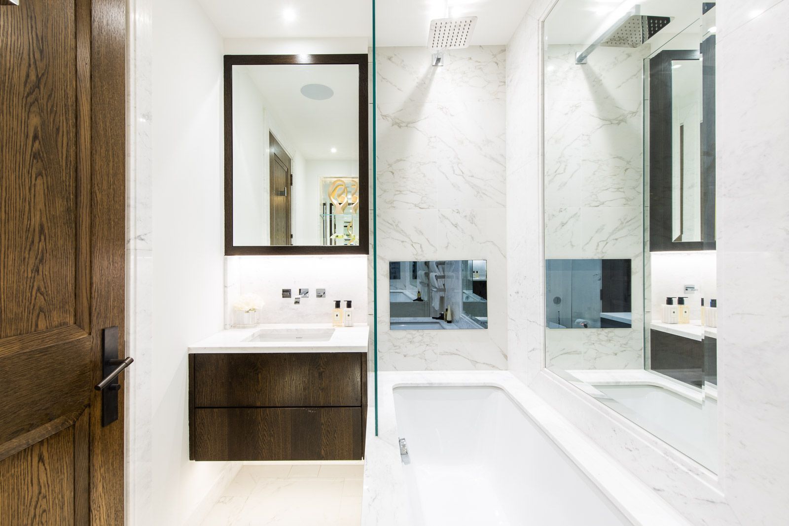 Managed apartment to rent kensington