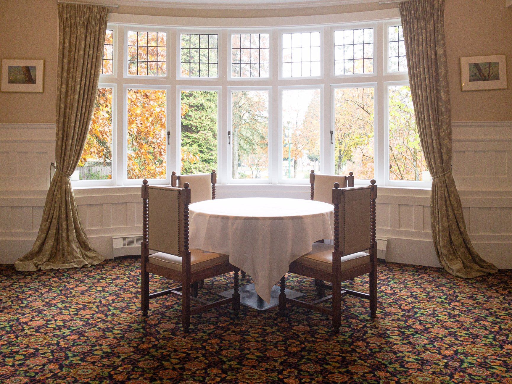 Hart House Restaurant 6042984278