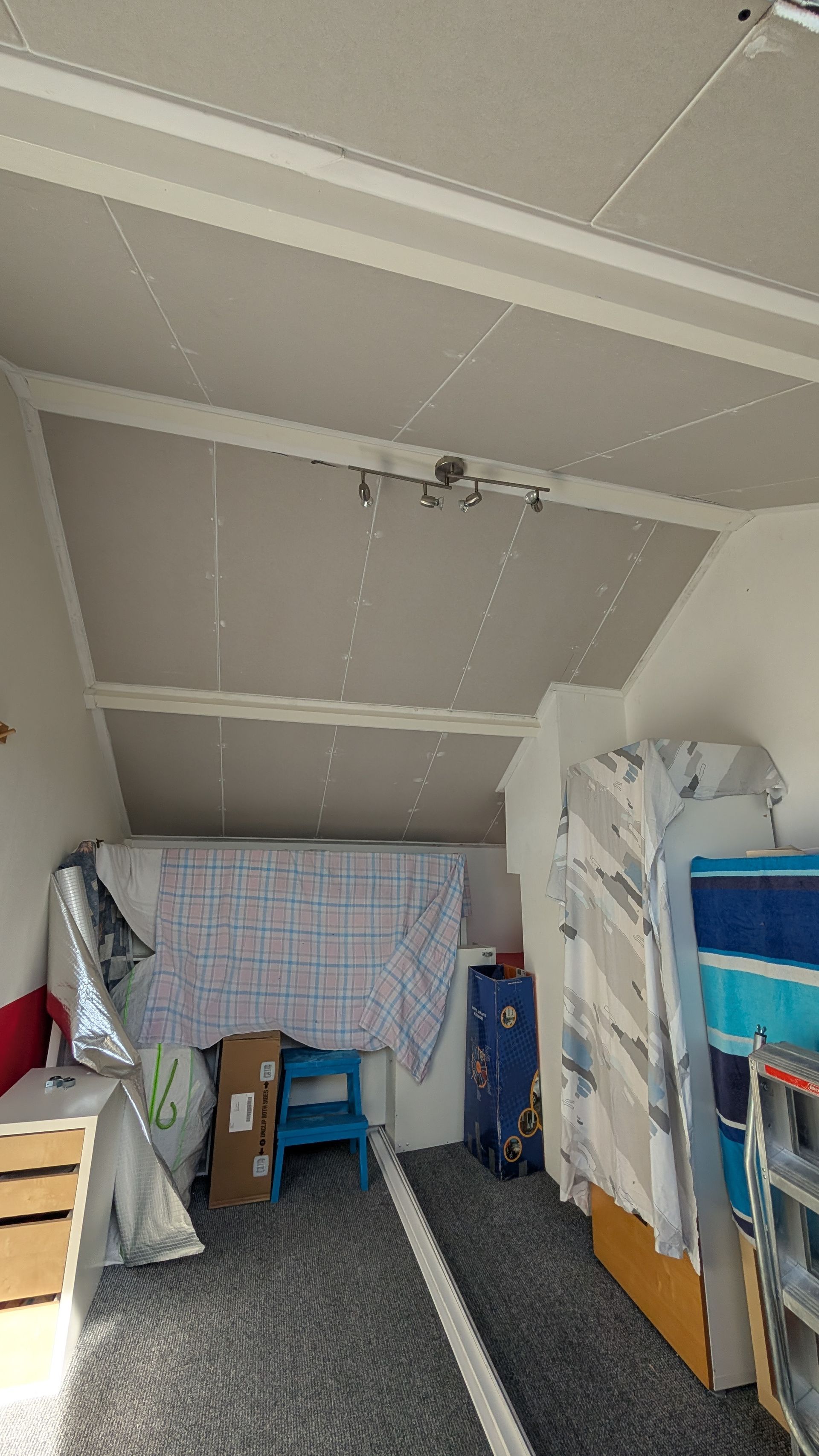 Zolder verbouwen, Isoleren, Aftimmeren