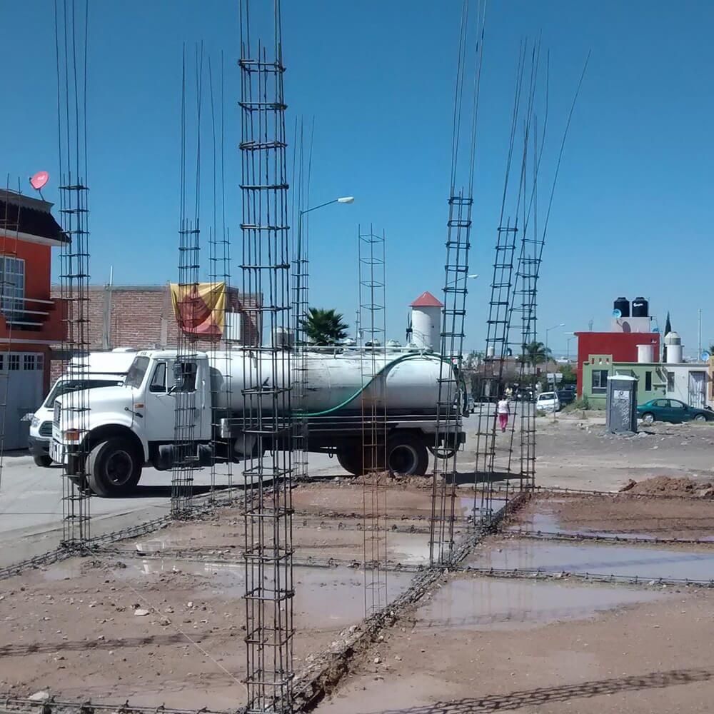 CONSTRUCTORA LOGUZ -DISEÑOS ARQUITECTÓNICOS