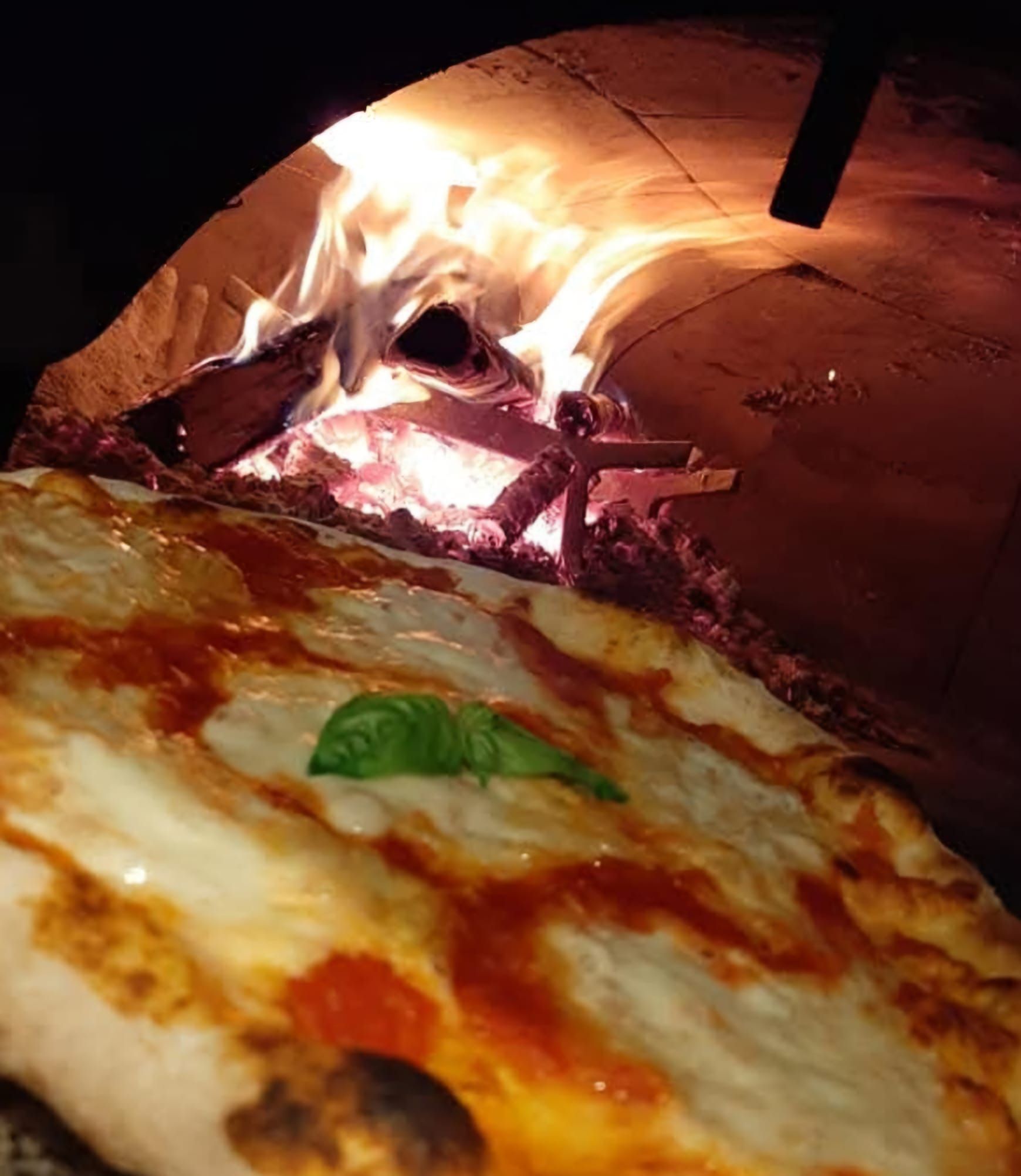 Ristorante Pizzeria in centro a Cecina