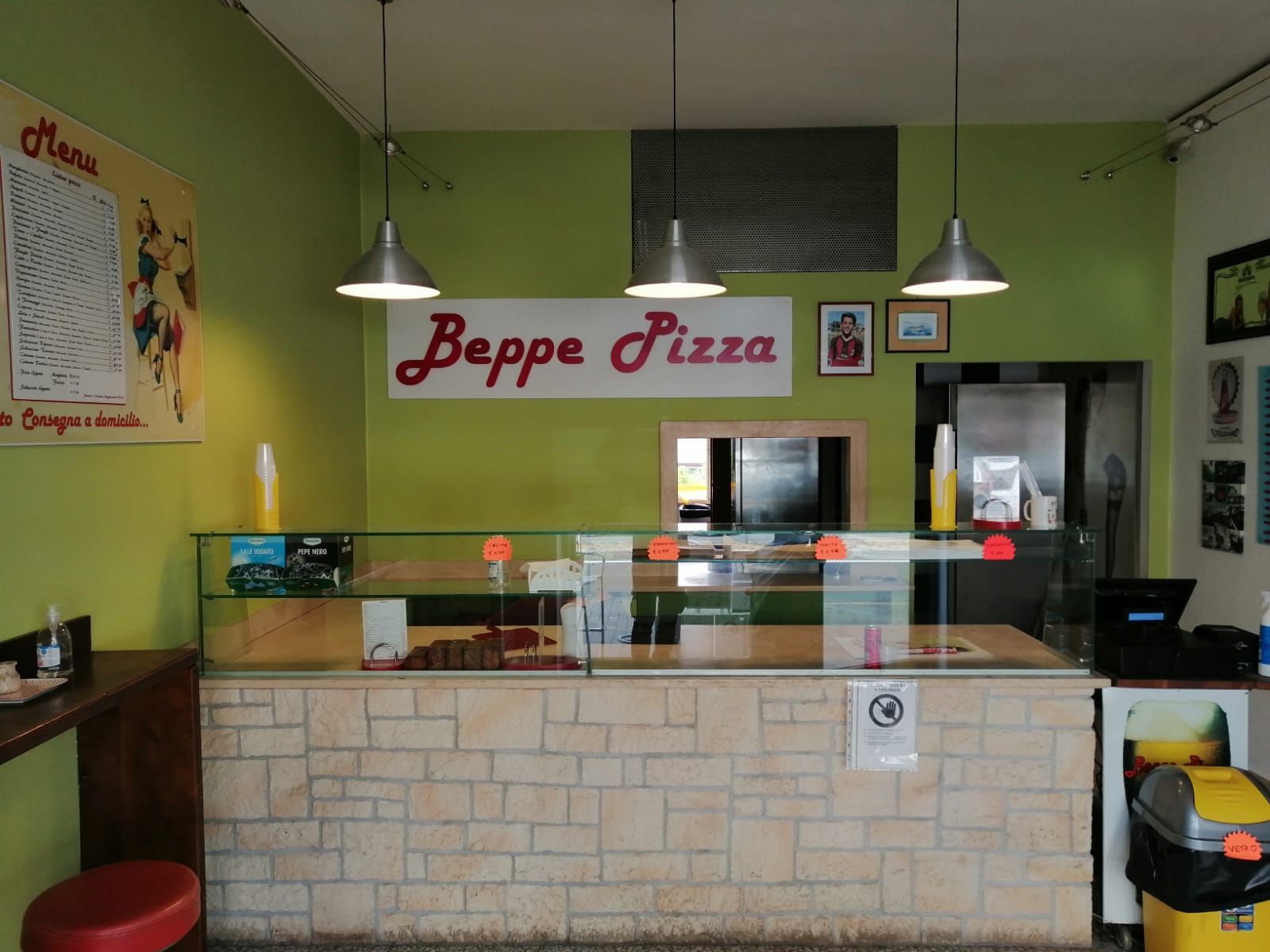 Beppe Pizza
Pizzeria da asporto San Vincenzo
RIF. 207