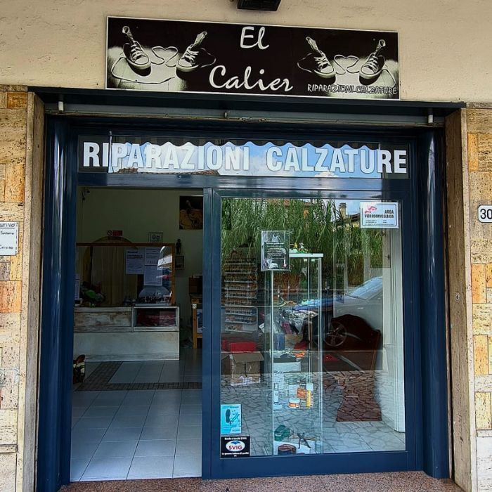 Calzolaio e riparazione prodotti pelletteria
RIF 184