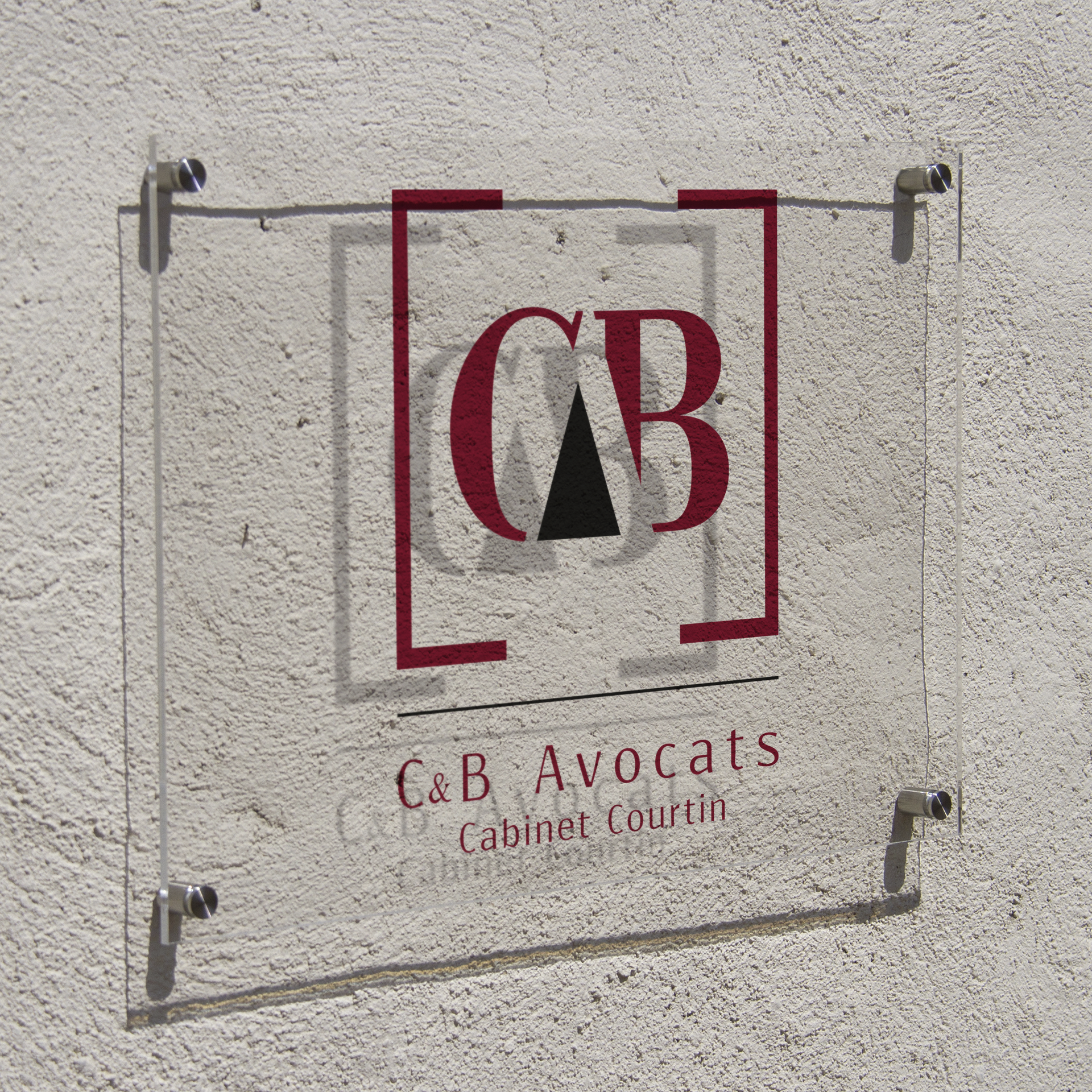 Présentoir pour RYO FREUCHET, entreprise d'Élagage et de Travaux Publics, présentant le logo, les services et les machines.