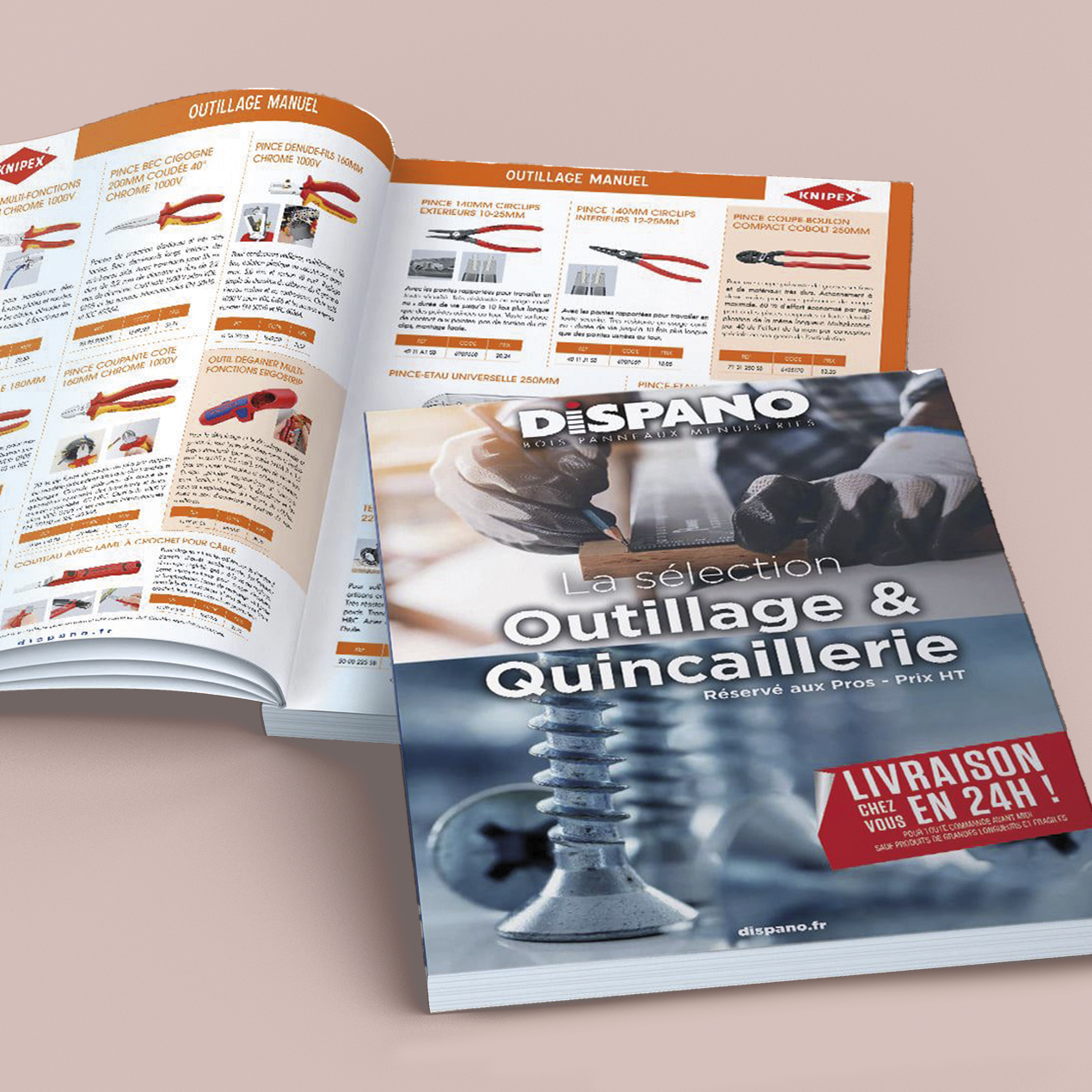 Un catalogue s'ouvre sur une page d'outils avec une étiquette rouge 