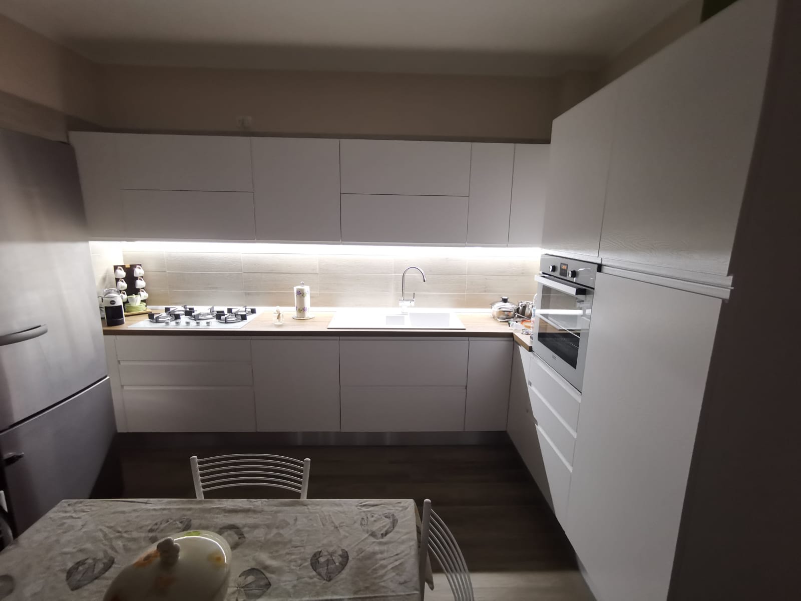 cucina in legno su misura