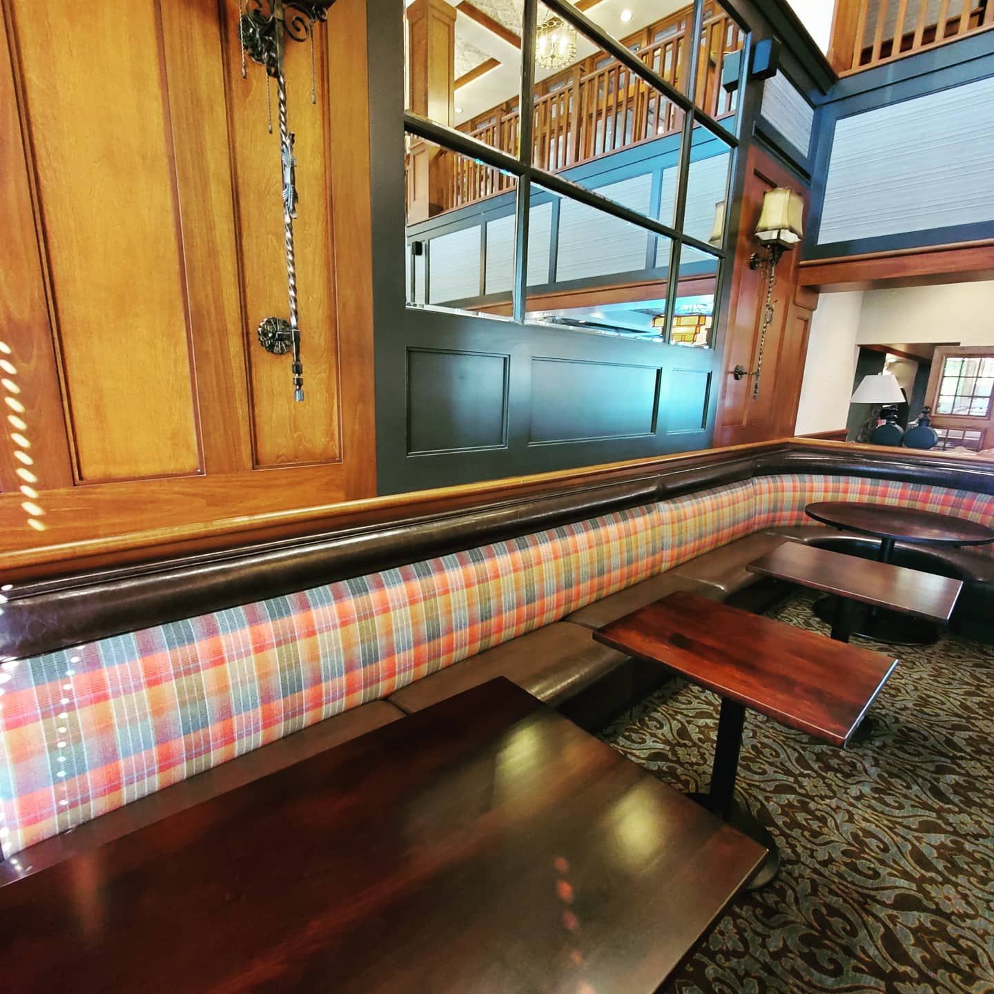 Custom Restaurant Booth