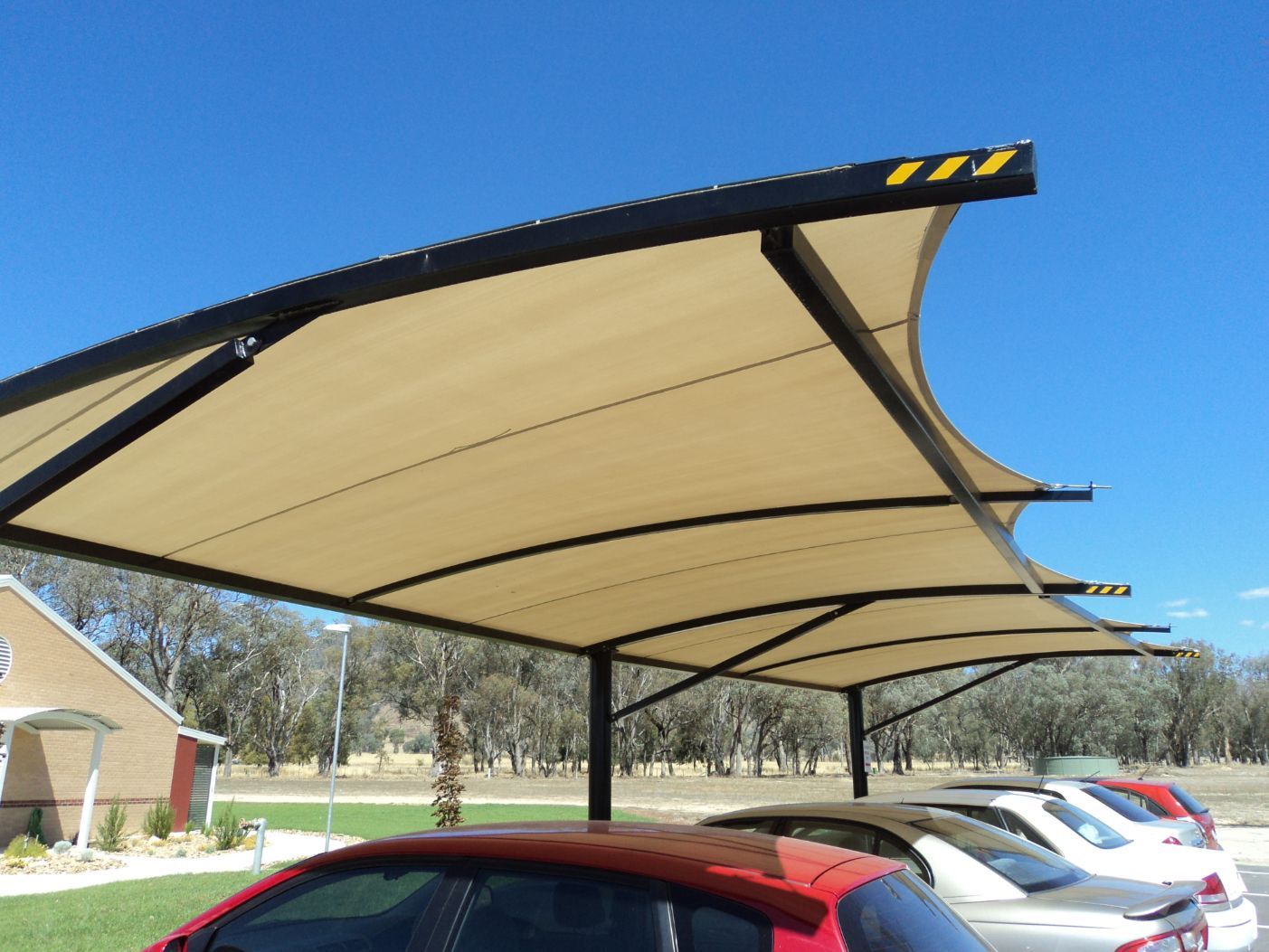 Close-Up Look Cantilever Shade Structure — Custom Blinds in Yarrawonga, NSW