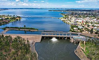 Aerial View Of Yarrawonga Mulwala And The Three Bridges Over Lake Mulwala — Custom Blinds in Yarrawonga, NSW