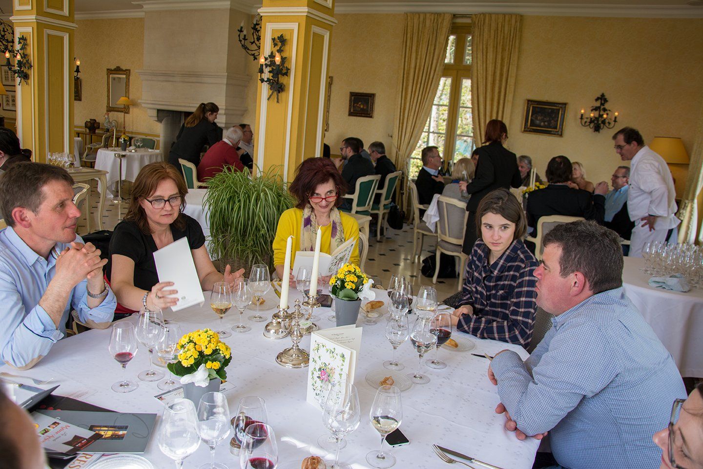 Repas - journée presse au château de Noirieux - viande maturée Maine Anjou Adema - invités
