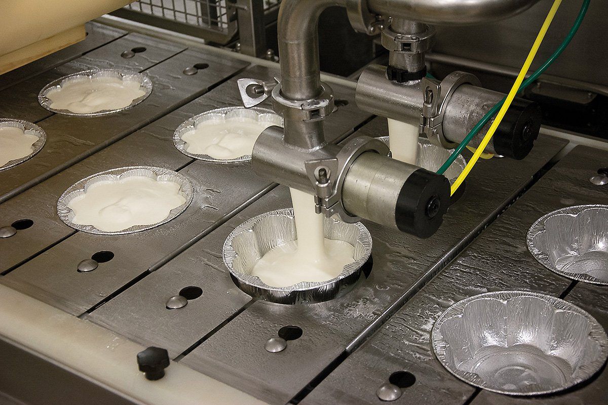 Reportage photos à l'usine de fabrication des Pâtissiers de Touraine - gâteaux saint Amour