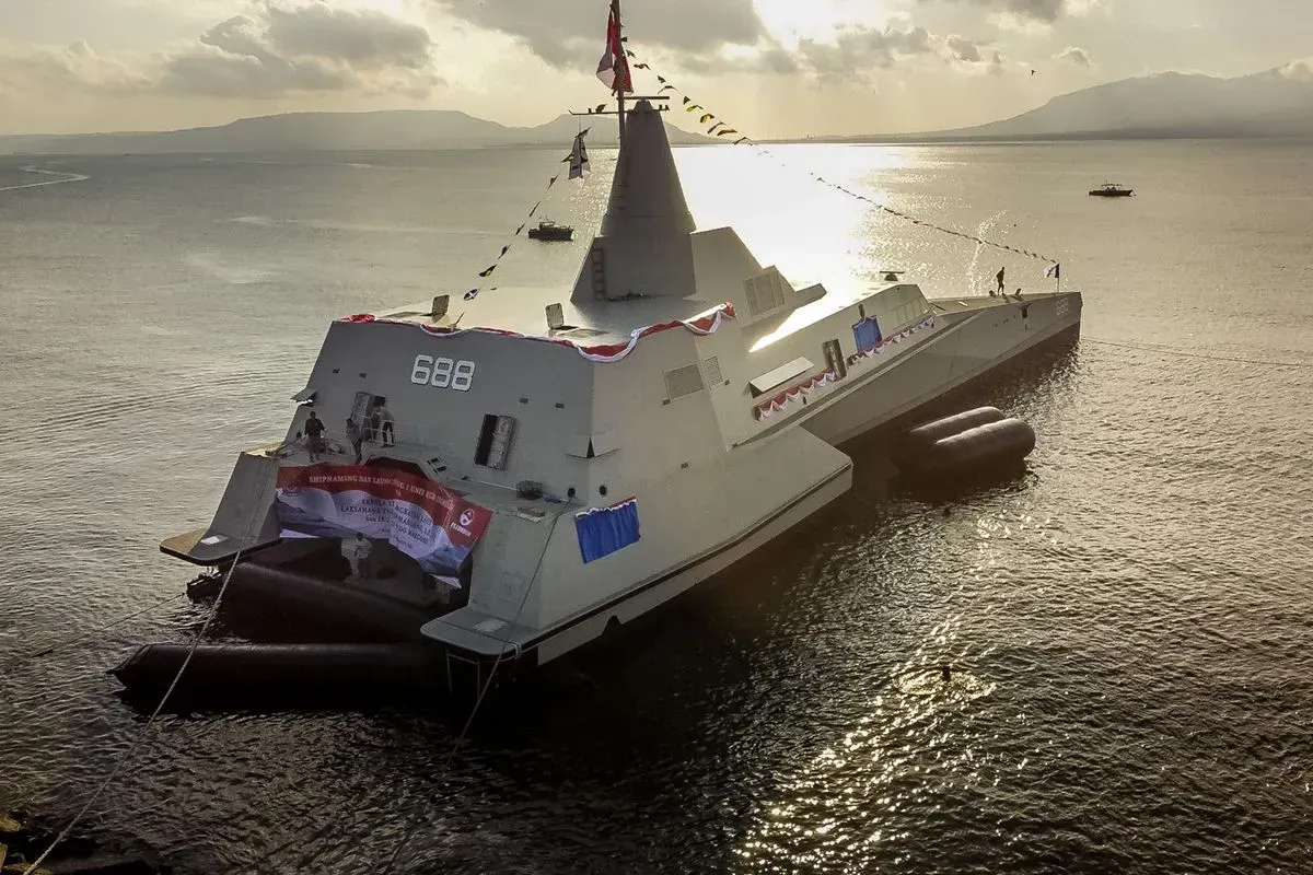 North Sea Boats very impressive trimiran for the Indonesian military