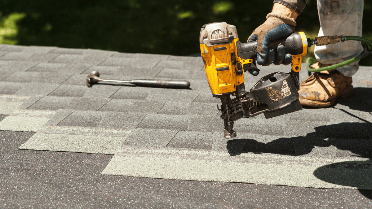 How Much Should a Roof Repair Cost? 