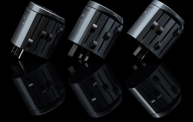 Skross 3-pole earthed premium Alpha travel adapter showing different plugs