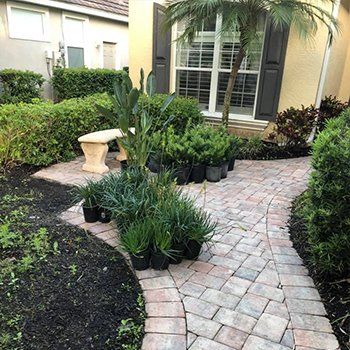 Stone Pathway — Lakewood Ranch FL — Emerald Green of Bradenton Stone Pathway — Lakewood Ranch FL — Emerald Green of Bradenton