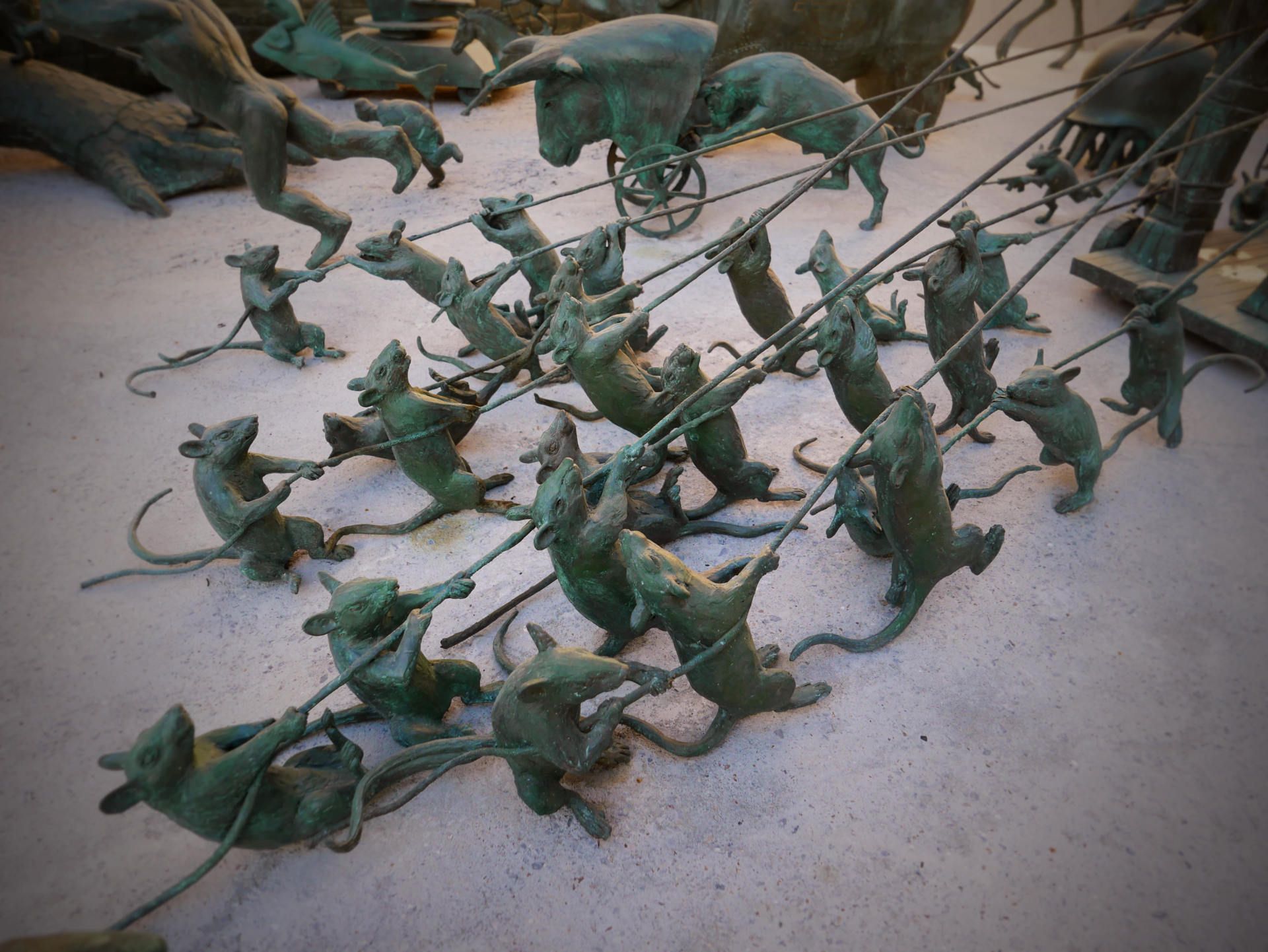 De opmars van de waanzin Tom Frantzen