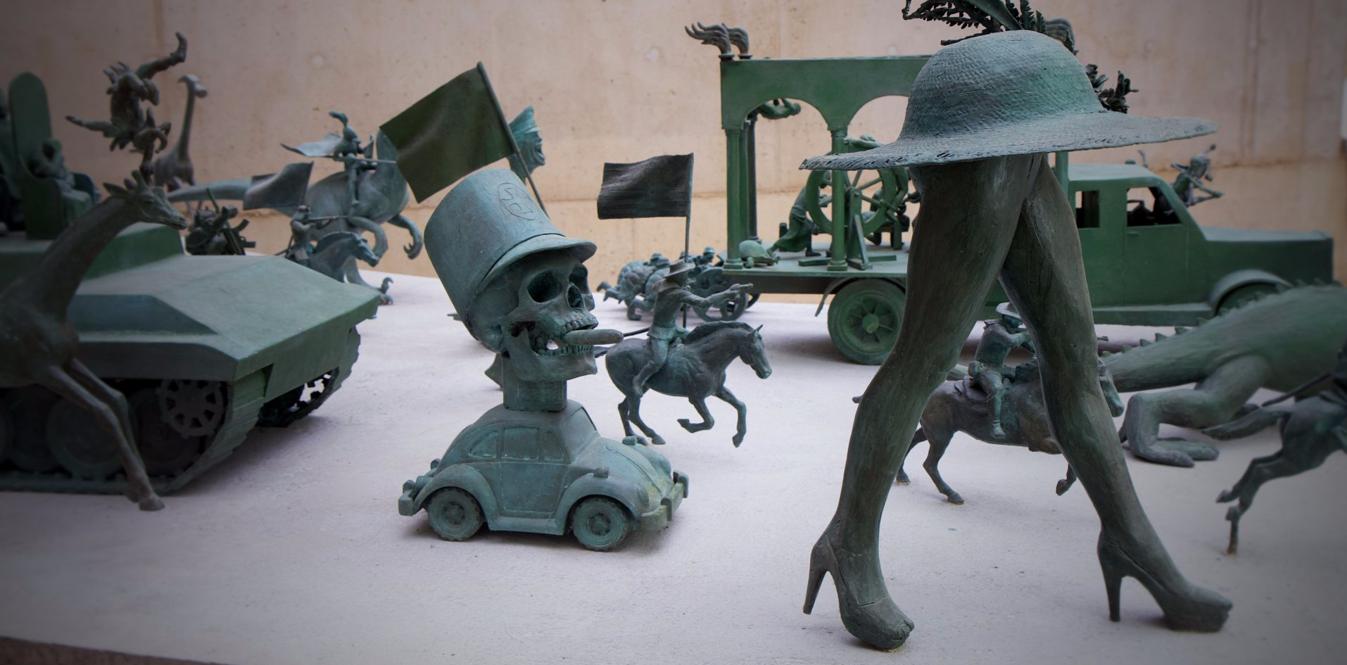 De opmars van de waanzin Tom Frantzen