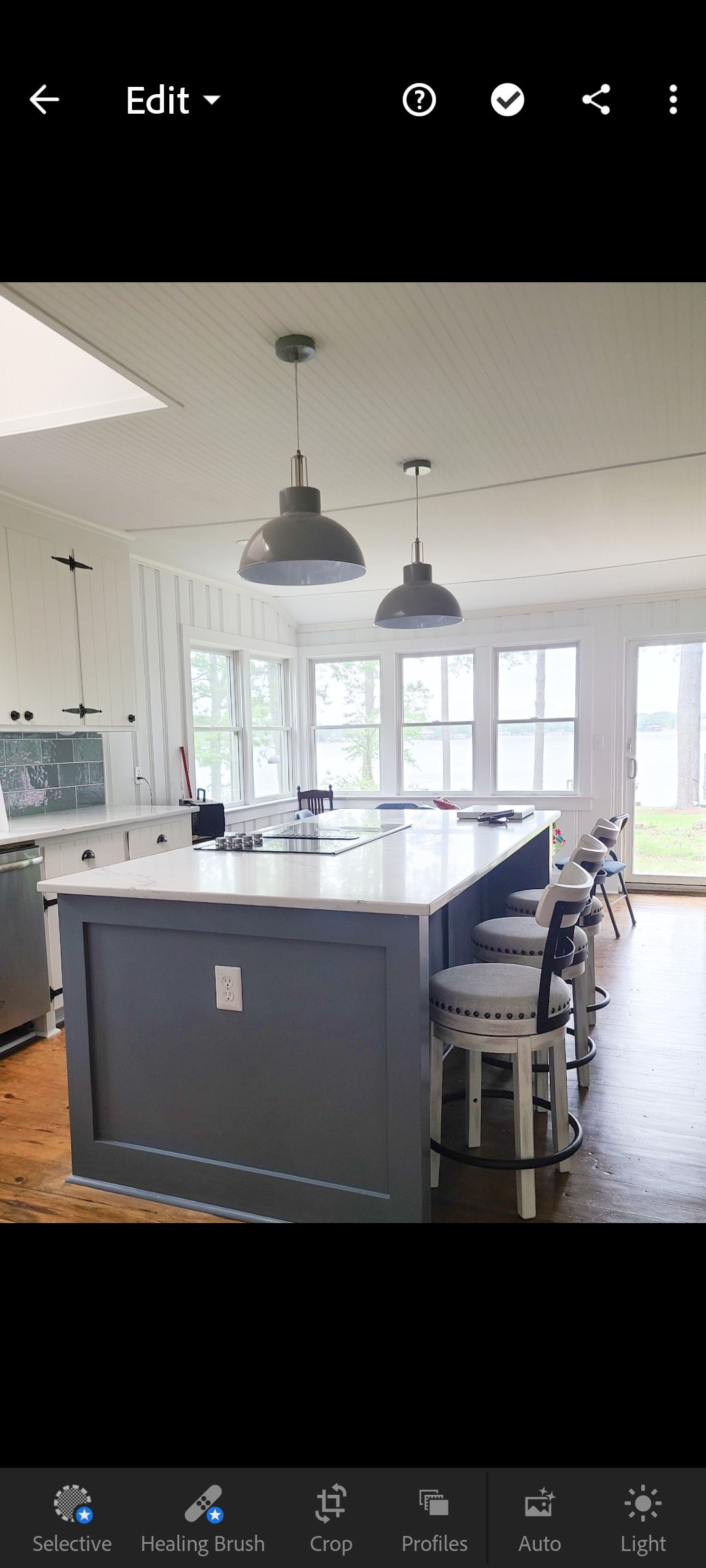 full view of kitchen