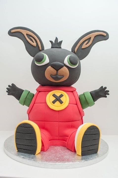 character birthday cake